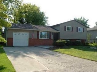 271 Danbury Rd, West Jefferson, OH 43162