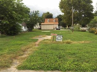 6 E Birch St, New Baden, IL 62265