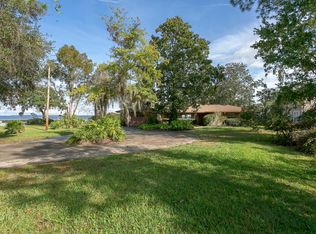 3239 River Rd, Green Cove Springs, FL 32043