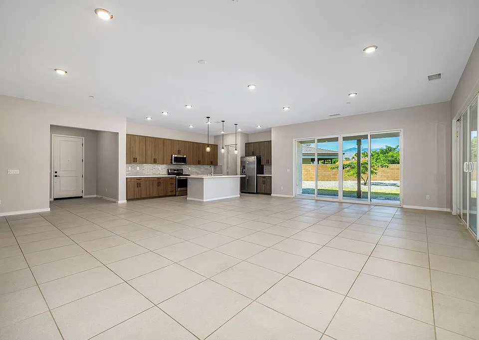 42787 Rachel Ct