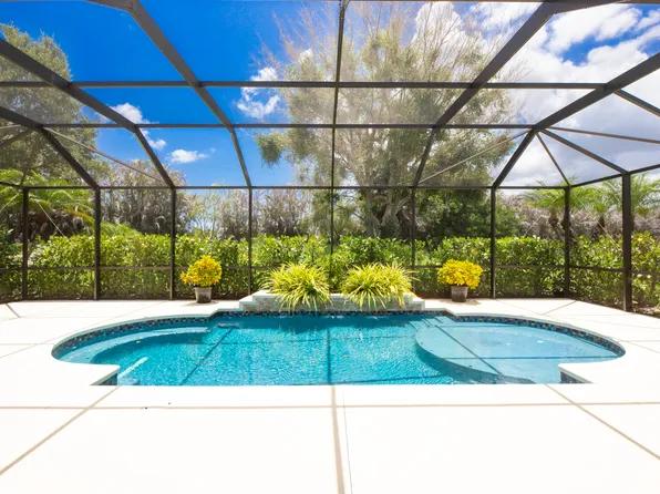 421 SW Crabapple Cove, Port St Lucie, FL 34986