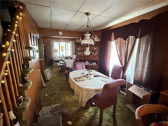 5th image of 229 W Patterson St