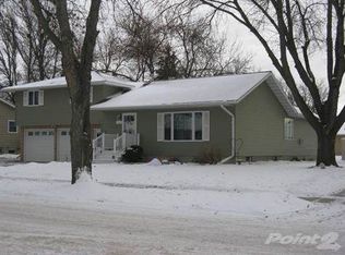 816 17th Ave NE, Aberdeen, SD 57401
