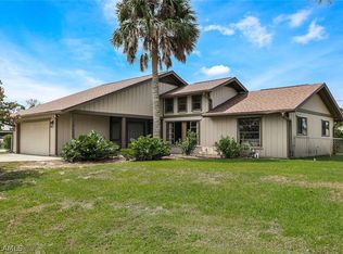 19060 Murcott Dr W, Fort Myers, FL 33967