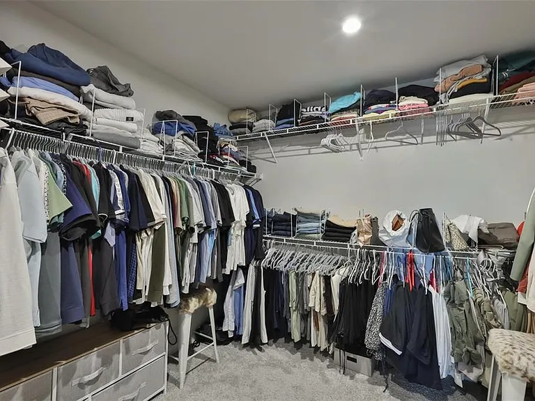 1123 Creek Valley Ct — Photo 14