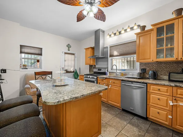 2746 Kennedy Boulevard image 12 of 37