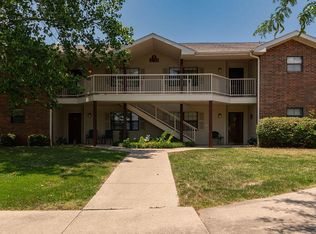 350 S Wildwood Dr #32, Branson, MO 65616