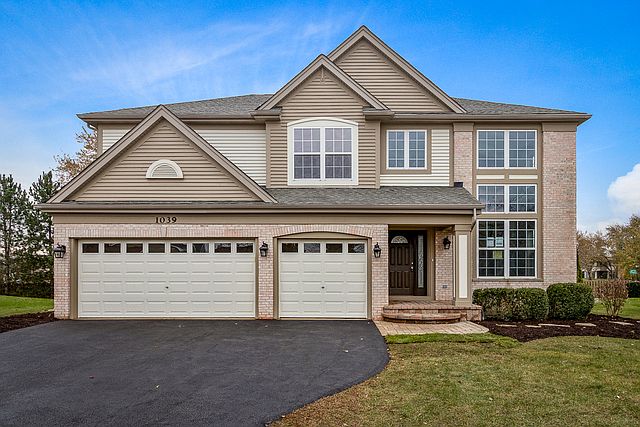 1st image of 1039 N Penny Ln