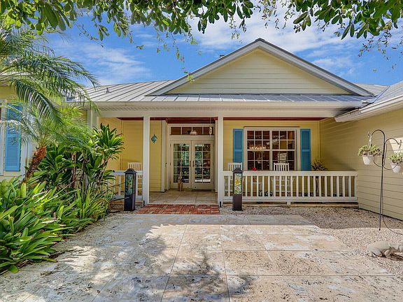 4th image of 3751 SW Canoe Creek Terrace