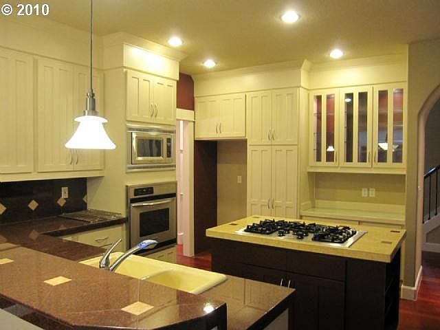 2nd image of 3813 NW Dahlia Dr