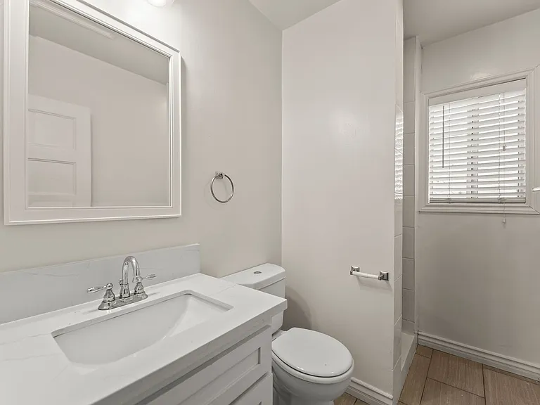 4104 E. 7th Street — Photo 5