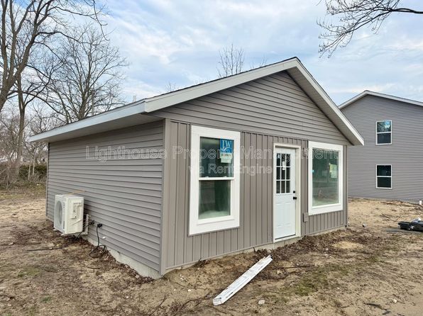 313 Orchard Ave