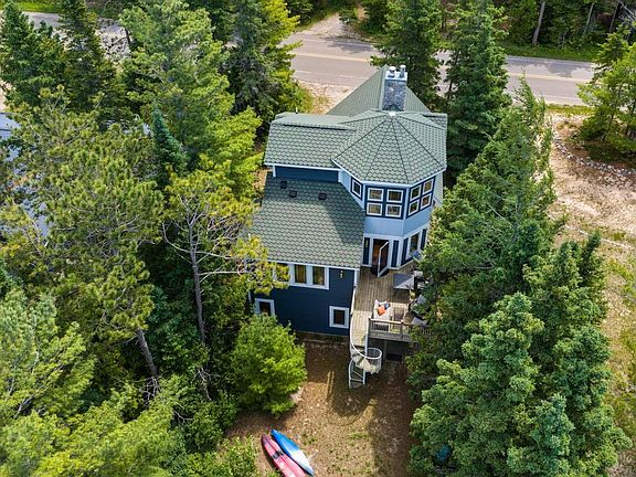 3rd image of 6497 Wilderness Park Dr