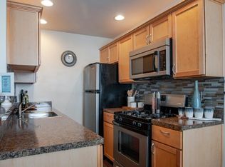 2517 Dunksferry Rd #C201, Bensalem, PA 19020