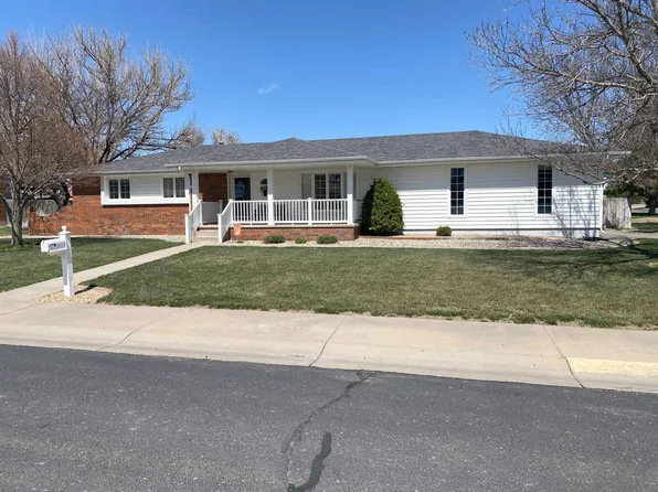 501 W 32nd St, Hays, KS 67601
