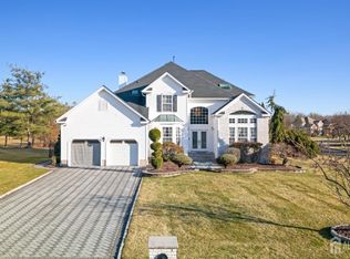 15 Arbutus Way, Monmouth Junction, NJ 08852