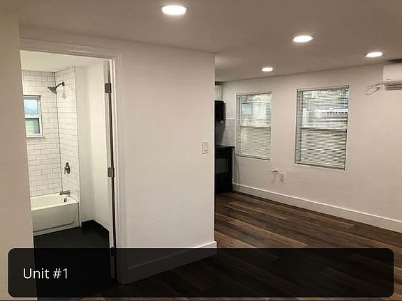 5th image of 800 15th Ave S #1A