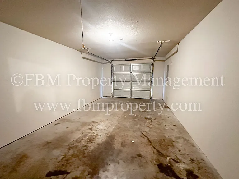 1510 Drexel Drive - Charming 3 Bedroom, 2 Bathroom Brick Duplex in Waxahachie, TX! — Photo 13