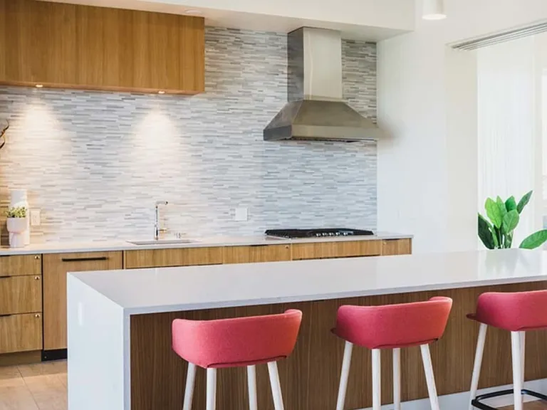 Entertain and take in the view from the resident clubroom