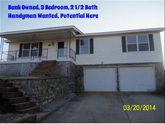 2nd image of 327 Middlegate Pl