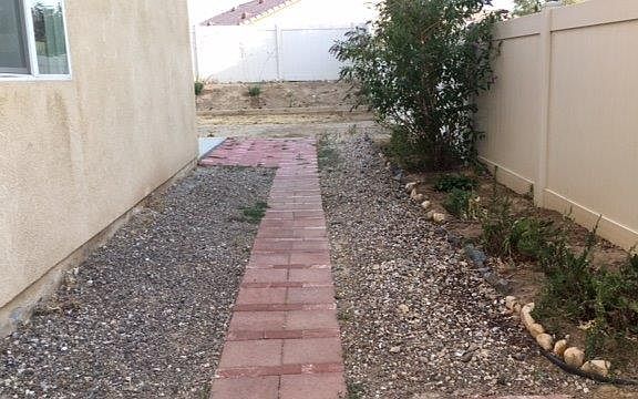 5th image of 14395 Chumash Pl