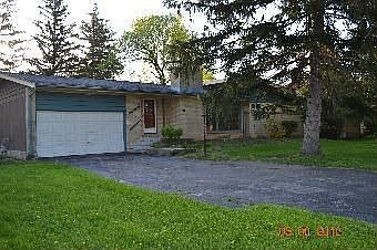 1st image of 71 Oakwood Dr