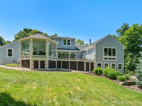 10 Old Rd, Weston, MA 02493