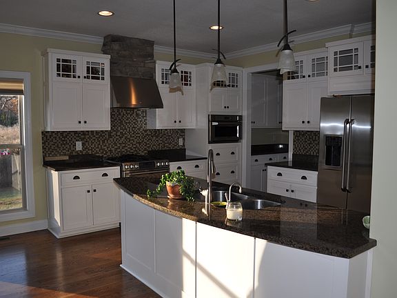 Kitchen Opens to Breakfast & Great Room