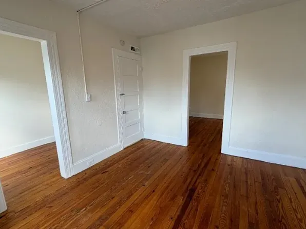 122 Rennell St #1, Bridgeport, CT 06604