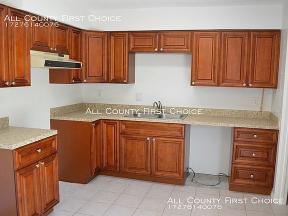 4th image of 3420 Dryer Ave APT B