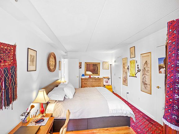 4th image of 1831 Madison Ave APT 4M