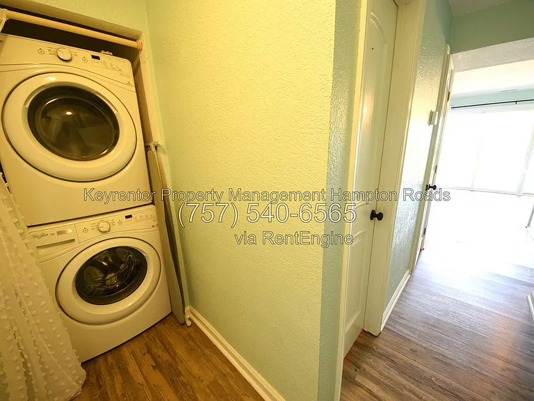9716 7th Bay St #301 — Photo 11