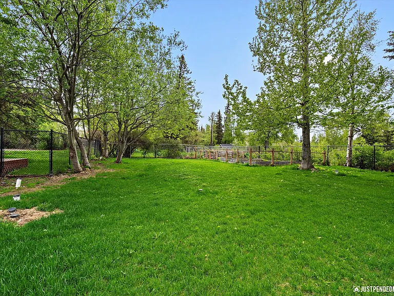 13020 Lupine Rd — Photo 28