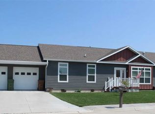 1360 18th St, Henderson, NE 68371
