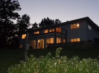 1706 Cedarpointe Dr NE, Corydon, IN 47112