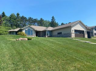 419 Hastings Dr, Duluth, MN 55803