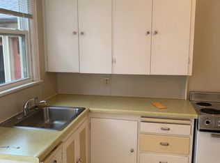 1703 S Dakota Ave, Sioux Falls, SD 57105
