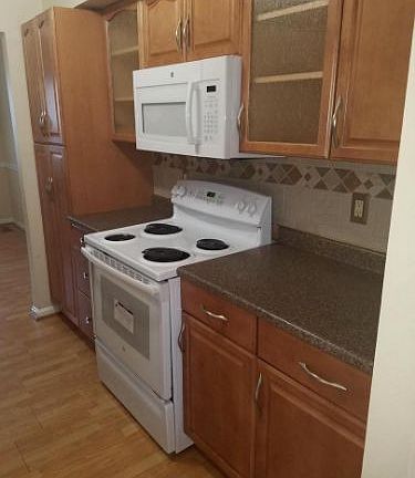 3rd image of 3023 Creel Ct