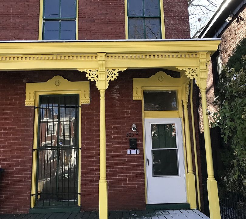 1st image of 305 W Marshall St #D14a32100