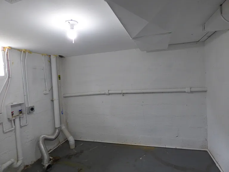 1655 S Columbine St — Photo 17