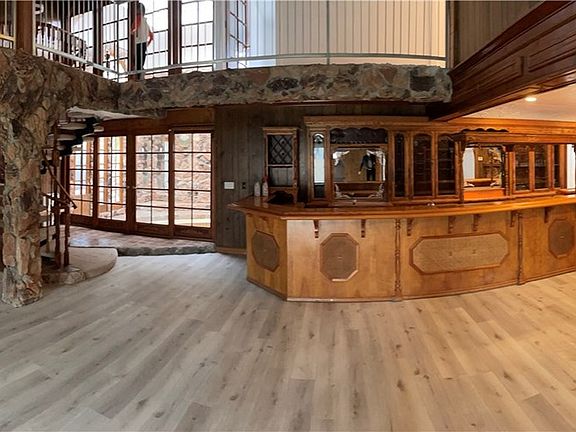 2nd image of 6803 Firmament Ave