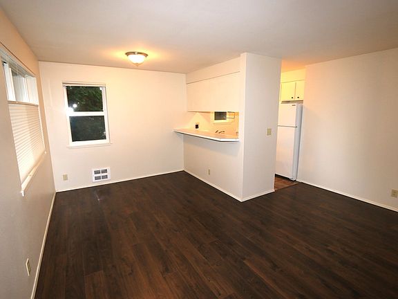 2nd image of 2626 NW 58th St APT 103