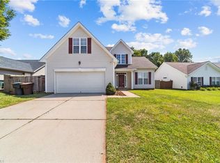 4712 Ridgefall Rd, Greensboro, NC 27410