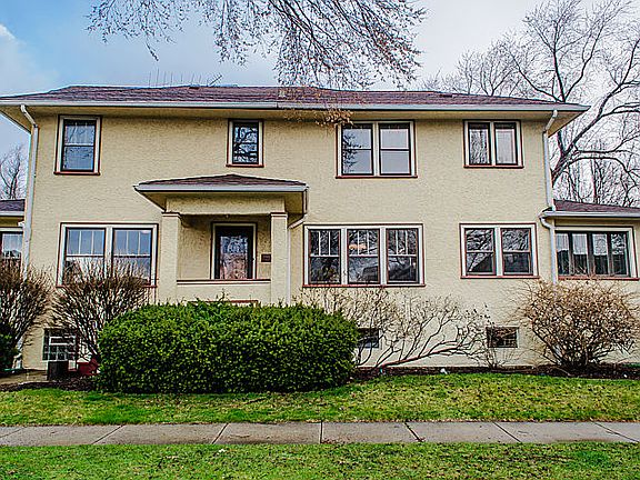 2nd image of 1100 Hayes Ave