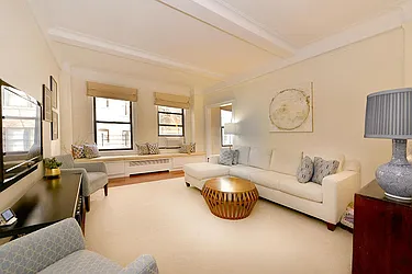 Sold by Prime Manhattan