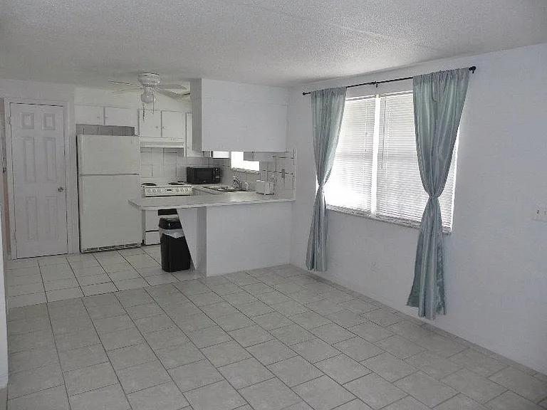 509 S Grandview Ave #1 — Photo 36