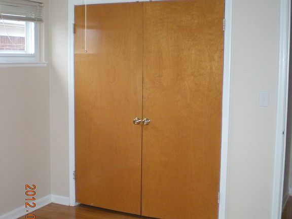 3rd image of 26150 Huntington St