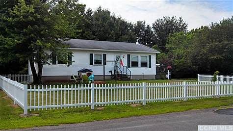 1st image of 14 Imperial Ln