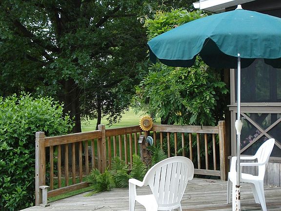 5th image of 6263 Roselawn Ave
