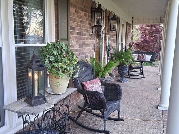 5th image of 3210 Windsor Green Dr